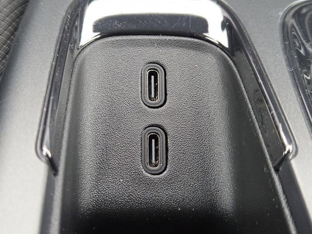 New 2026 Chevrolet Equinox EV RS image 9