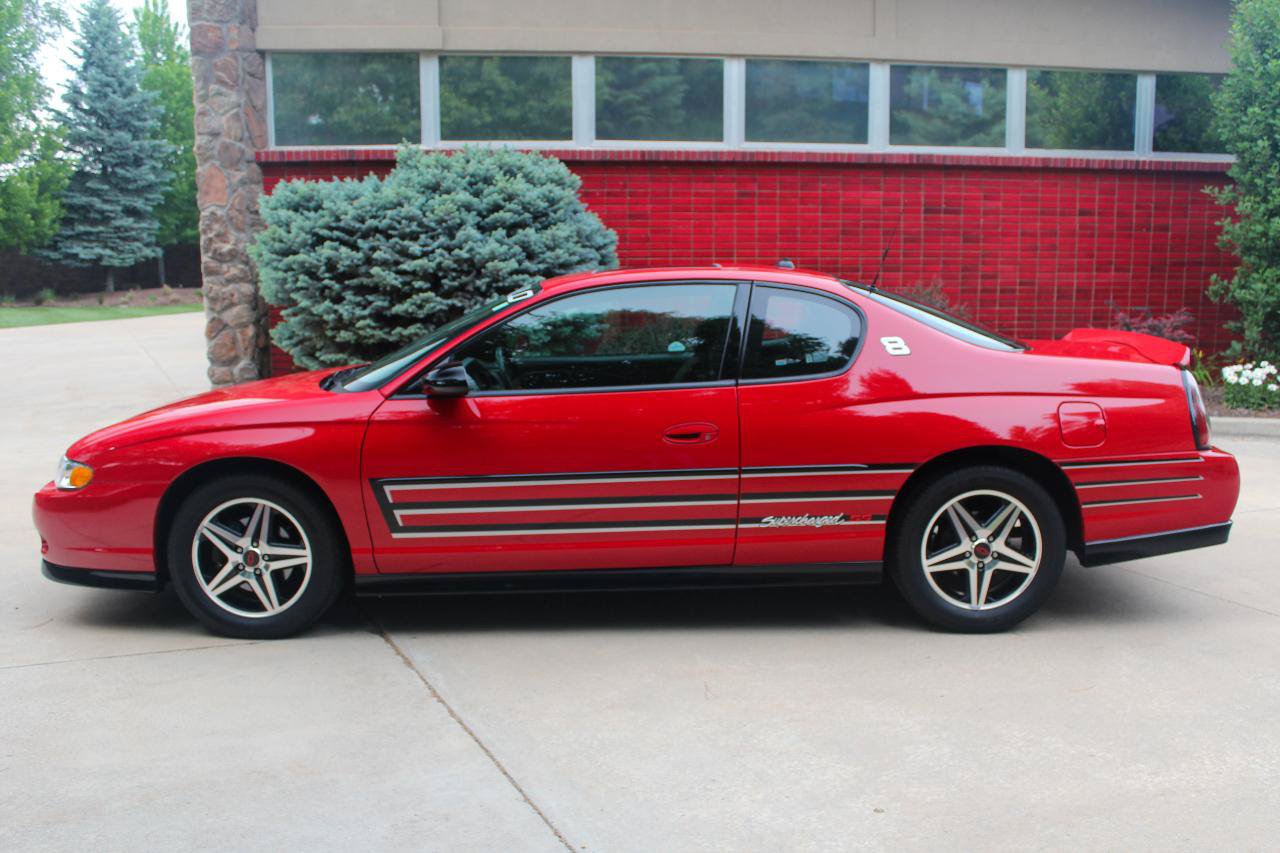 Used 2004 Chevrolet Monte Carlo SS w/ Dale Earnhardt Jr. Package FWD image 2