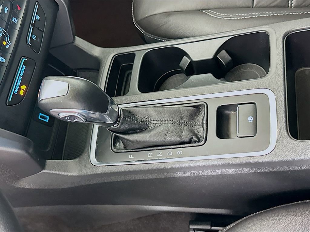 Used 2018 Ford Escape SEL image 16