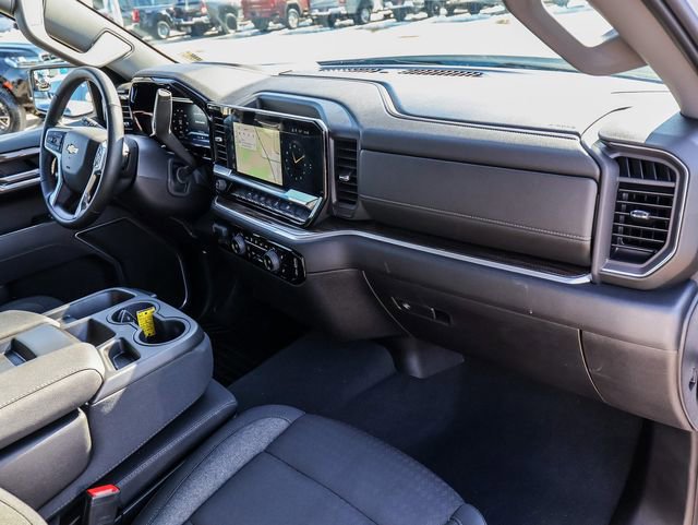 Used 2026 Chevrolet Silverado 1500 LT AWD/4WD image 17