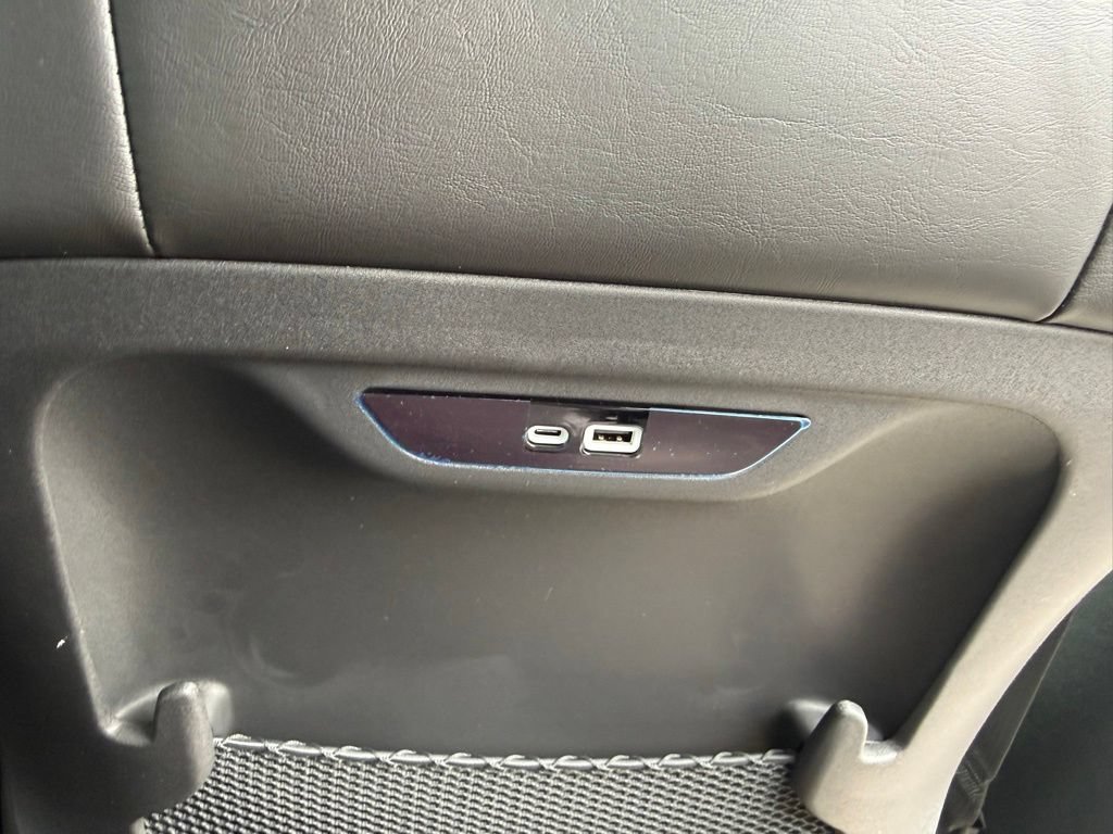 New 2027 Chrysler Pacifica Select FWD image 46