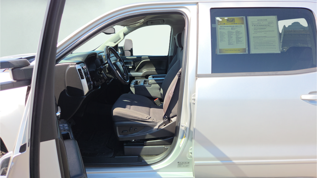 Used 2017 Chevrolet Silverado 1500 LT w/ Max Trailering Package AWD/4WD image 39