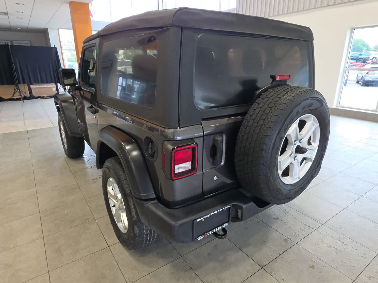 Used 2020 Jeep Wrangler Sport AWD/4WD image 12
