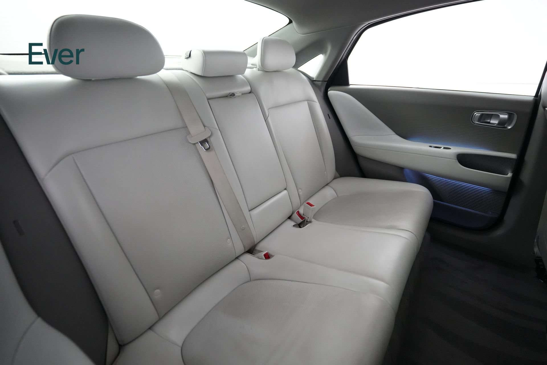 Used 2024 Hyundai Ioniq 6 SEL RWD image 5
