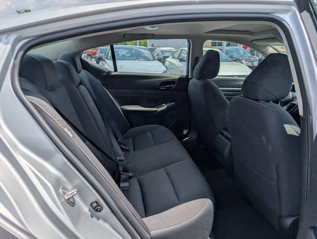 Used 2023 Nissan Altima 2.5 SV w/ SV Premium Package FWD image 12