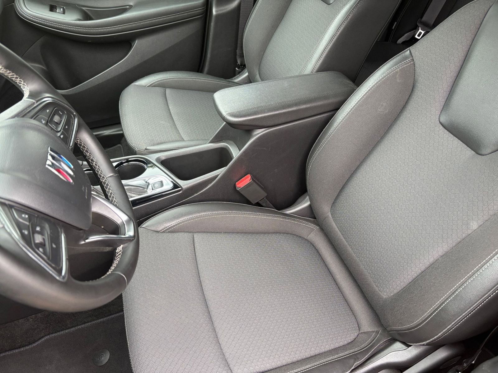 Used 2025 Buick Encore GX Preferred FWD image 36