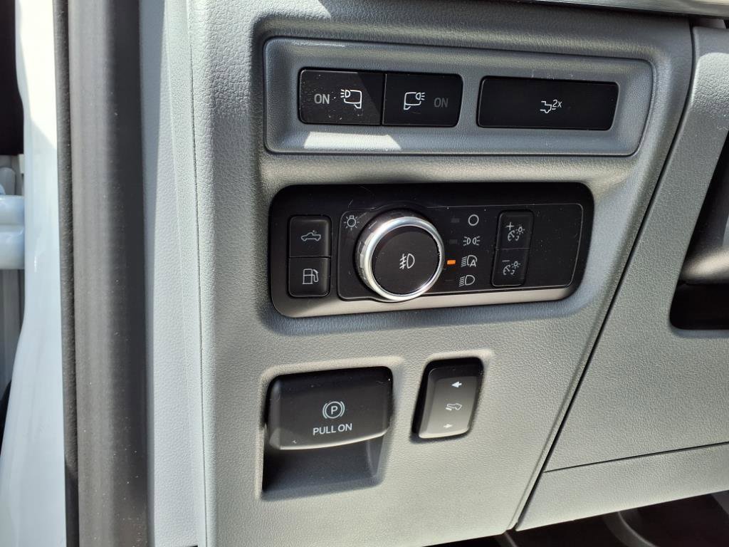 Used 2022 Ford F150 Lariat w/ Equipment Group 502A High image 13