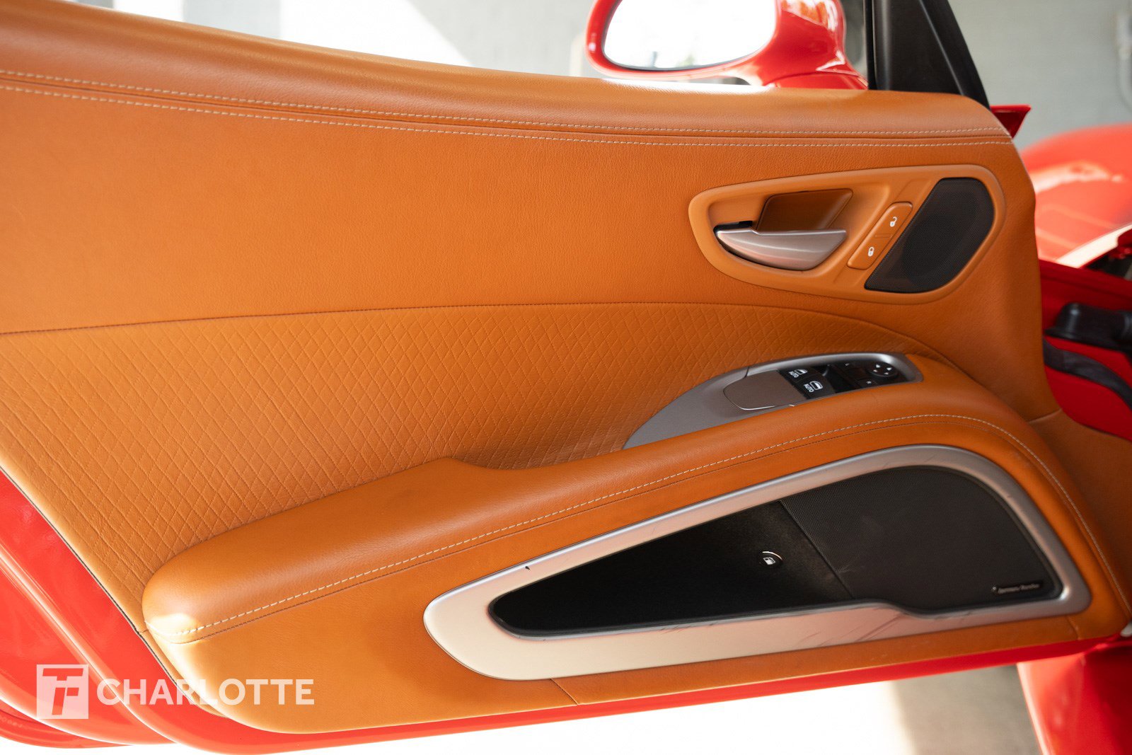 Used 2013 SRT Viper GTS w/ GTS Laguna Interior Pkg image 20