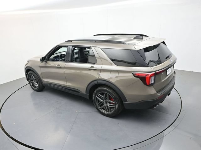 Used 2026 Ford Explorer ST w/ Sun And Sound Package AWD/4WD image 46