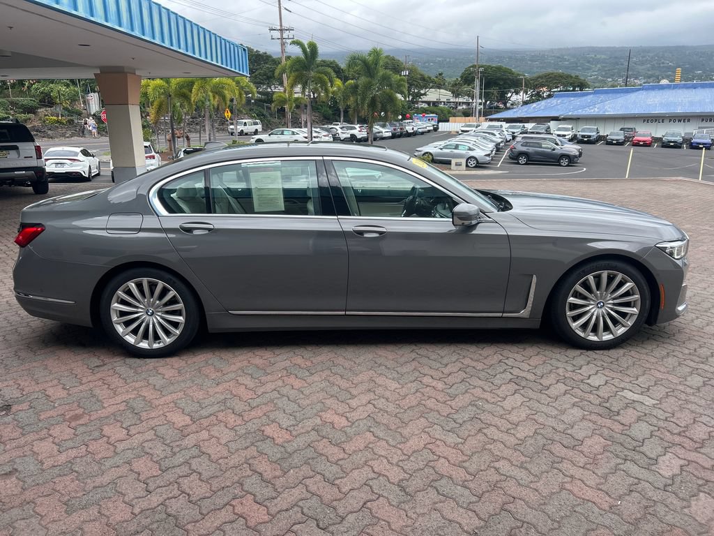 Used 2021 BMW 740i w/ Premium Package RWD image 6