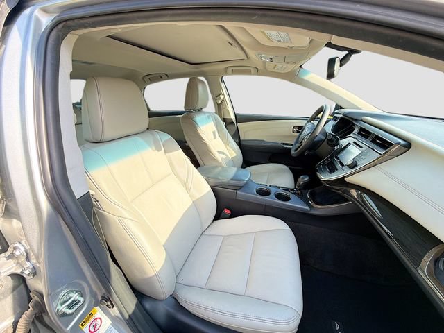 Used 2015 Toyota Avalon XLE Touring FWD image 26