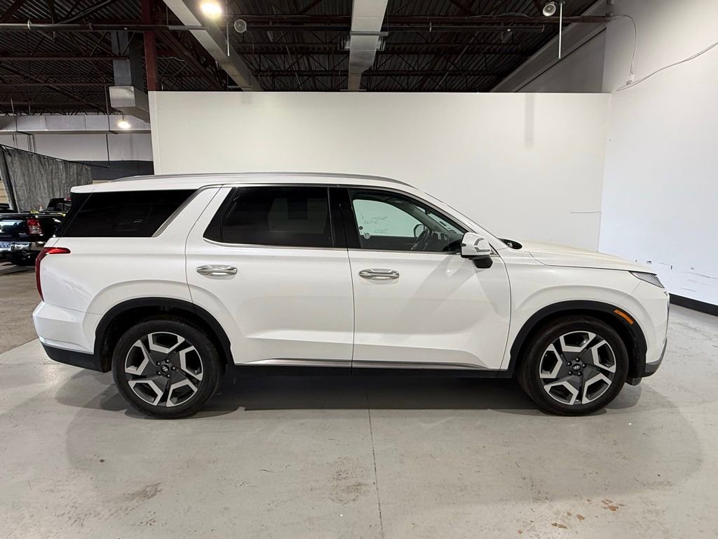 Used 2025 Hyundai Palisade Limited image 5