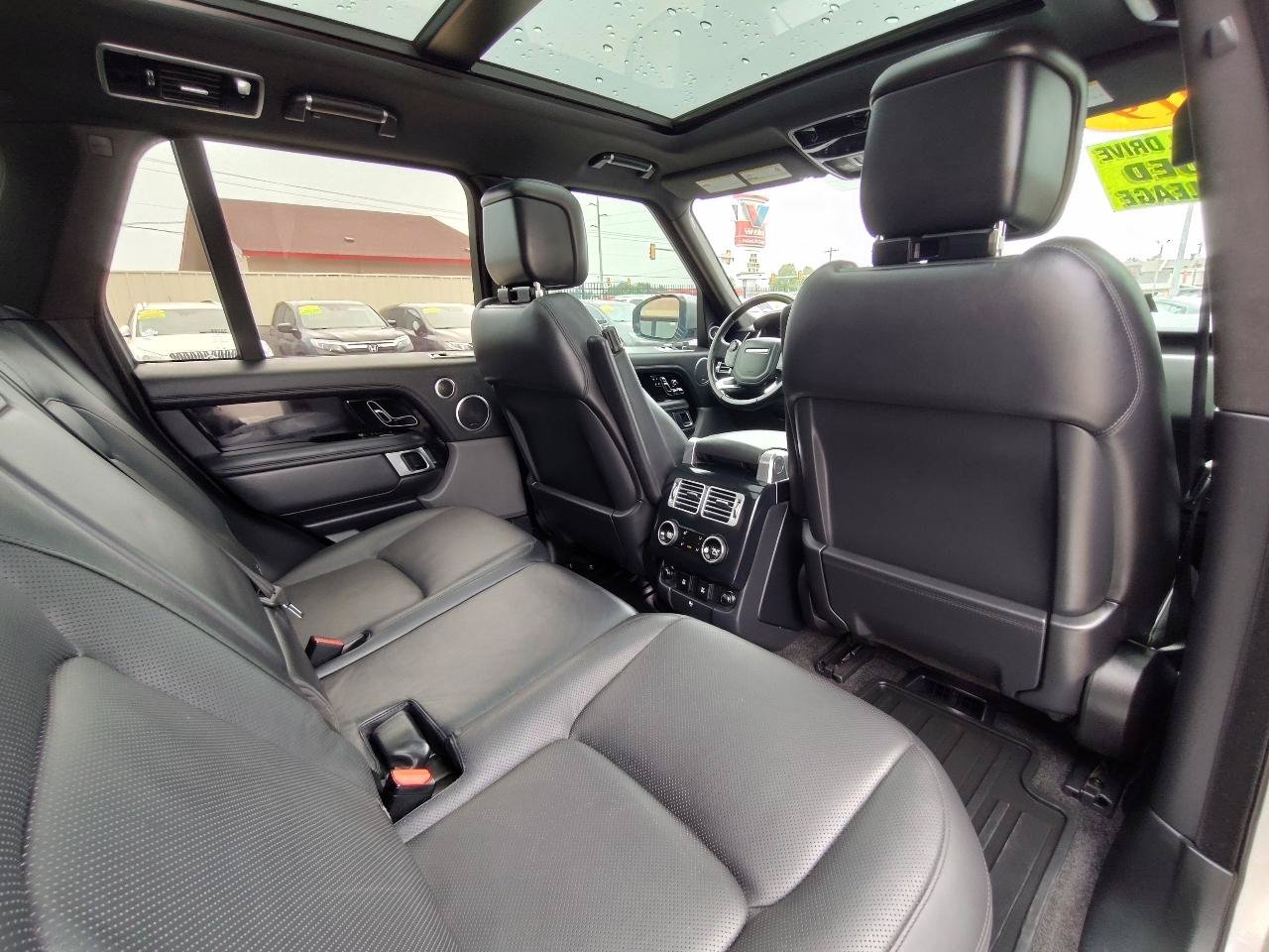 Used 2019 Land Rover Range Rover Supercharged AWD/4WD image 46