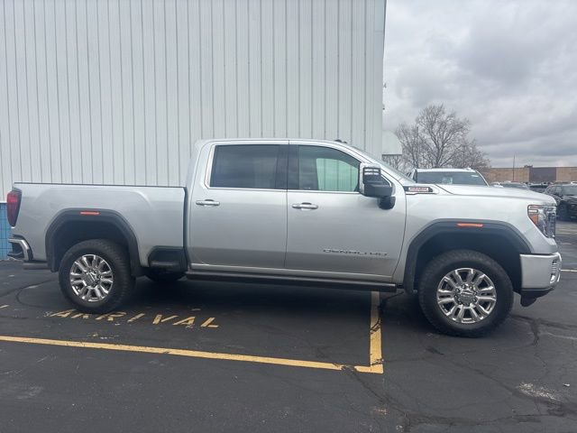 Used 2023 GMC Sierra 3500 Denali w/ Denali Ultimate Package image 2