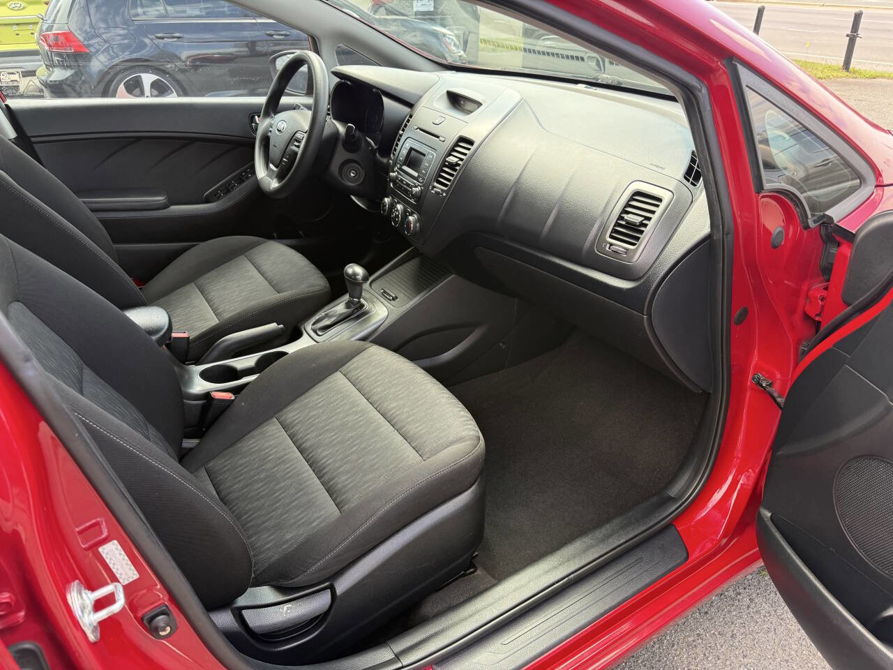 Used 2016 Kia Forte LX image 13