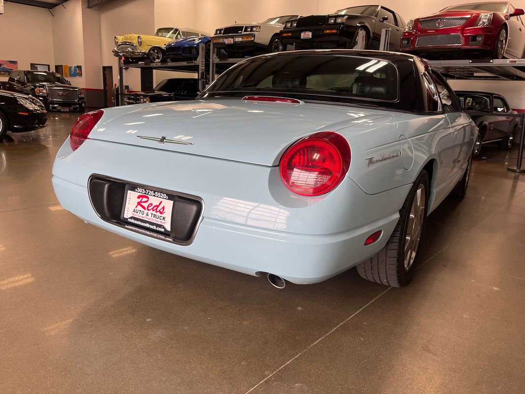 Used 2003 Ford Thunderbird image 64