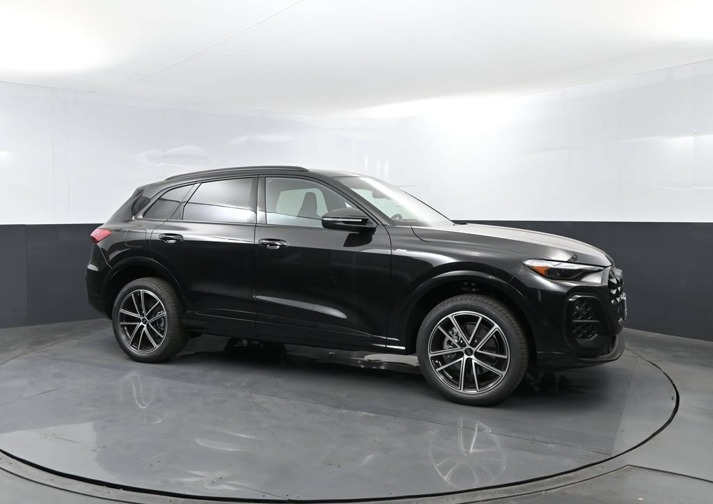 New 2026 Audi Q5 Premium AWD/4WD image 3