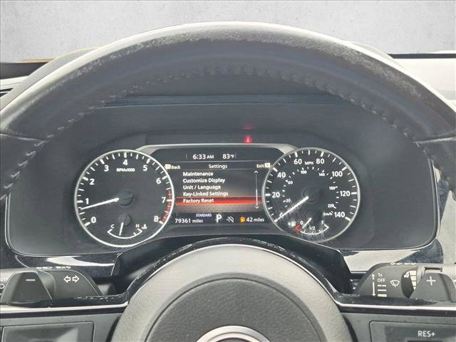 Used 2022 Nissan Pathfinder SV w/ SV Premium Package FWD image 7