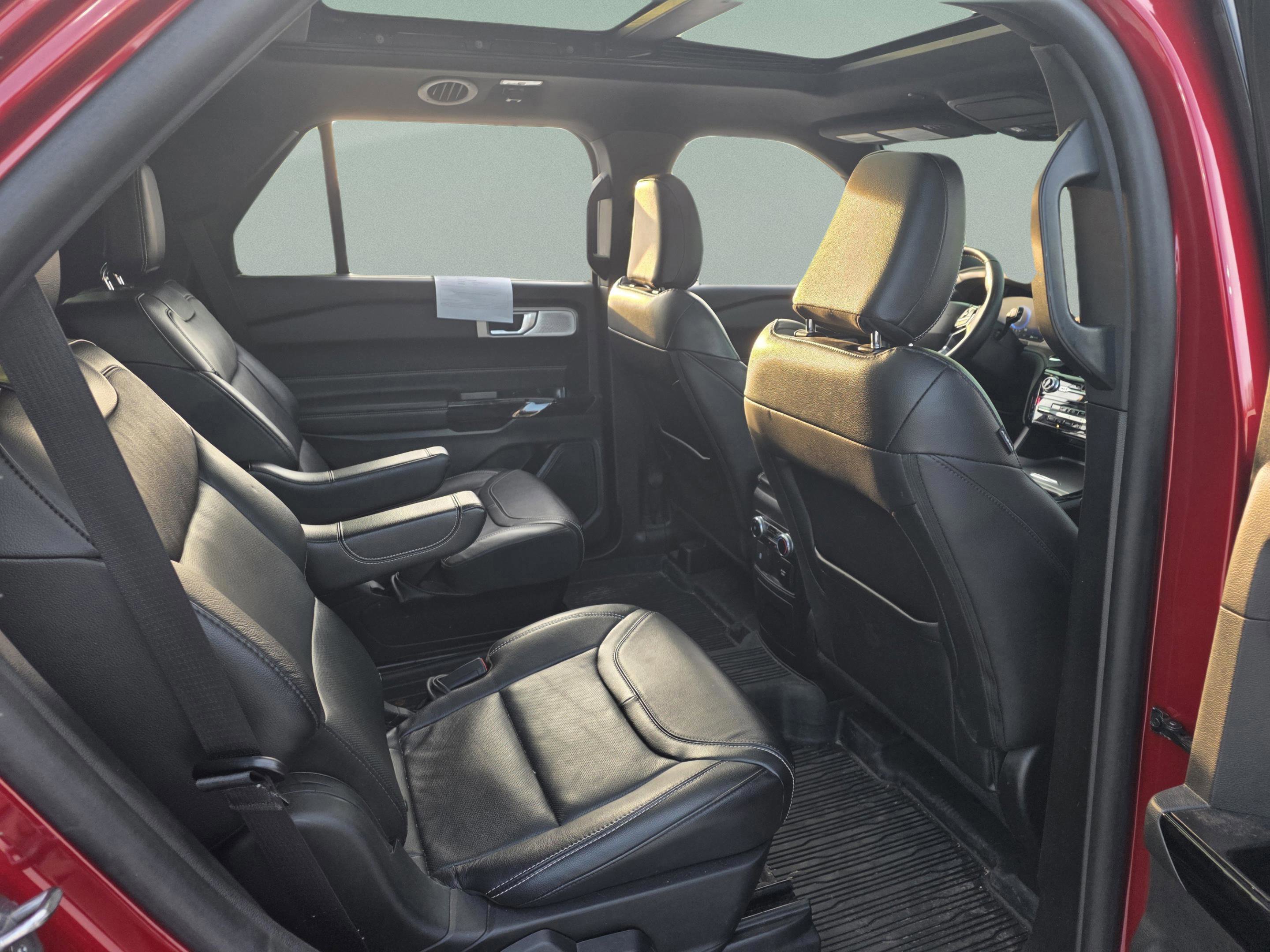 Used 2023 Ford Explorer ST w/ Equipment Group 401A image 23