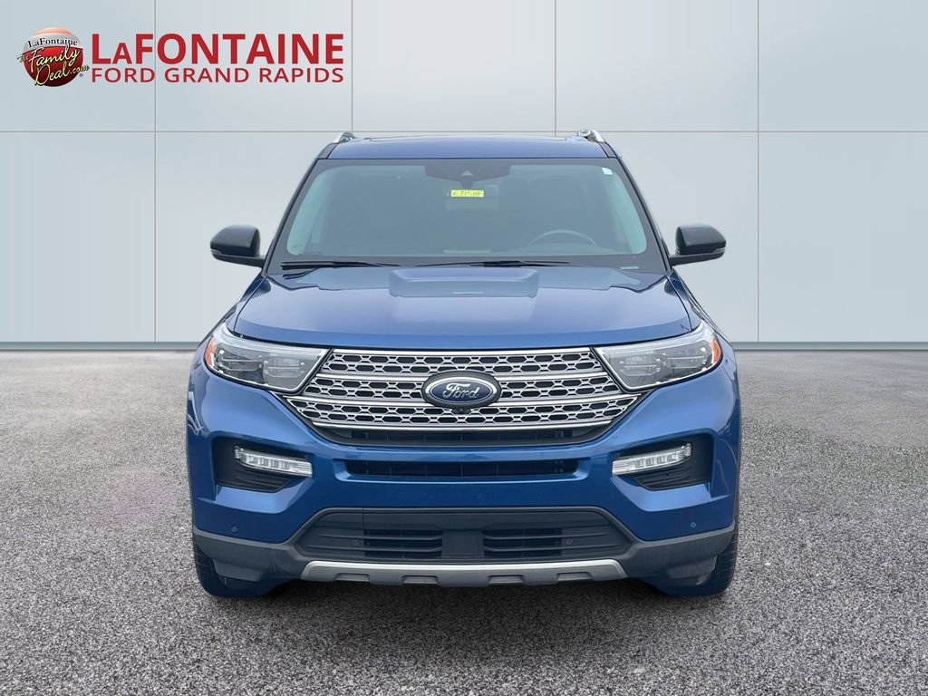 Used 2023 Ford Explorer Limited w/ Class IV Trailer Tow Package AWD/4WD image 2