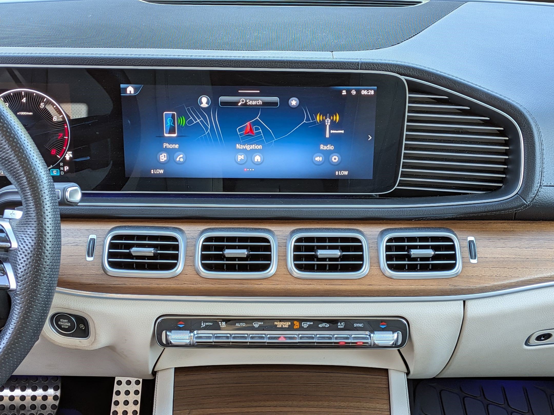 Used 2024 Mercedes-Benz GLS 450 4MATIC image 19