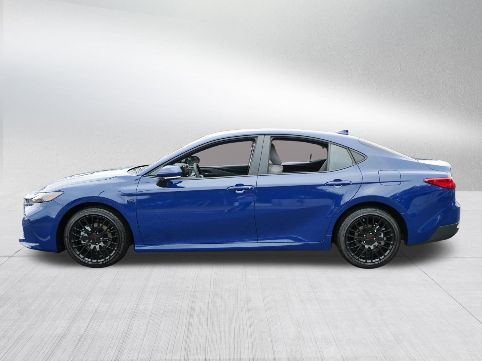 Used 2026 Toyota Camry LE image 4