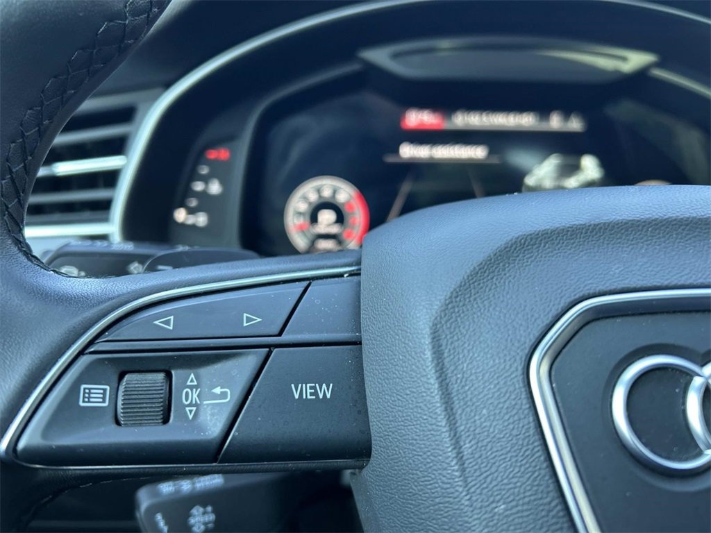 Used 2022 Audi Q7 3.0T Premium image 25