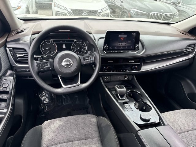 Used 2023 Nissan Rogue SV AWD/4WD image 15