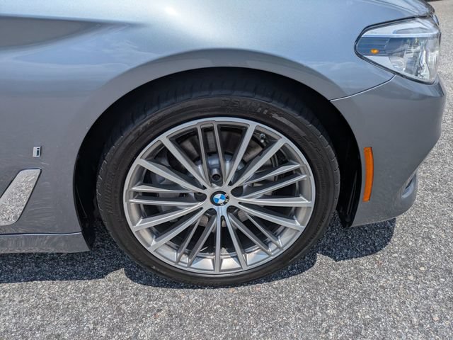 Used 2018 BMW 530e RWD image 12