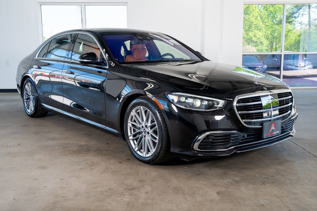 Used 2023 Mercedes-Benz S 580 4MATIC Sedan w/ Warmth & Comfort Package image 4