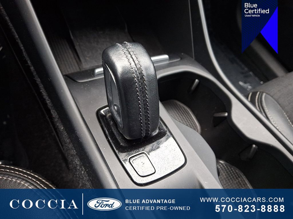 Used 2020 Volvo XC40 T5 Momentum w/ Protection Package Premier image 15