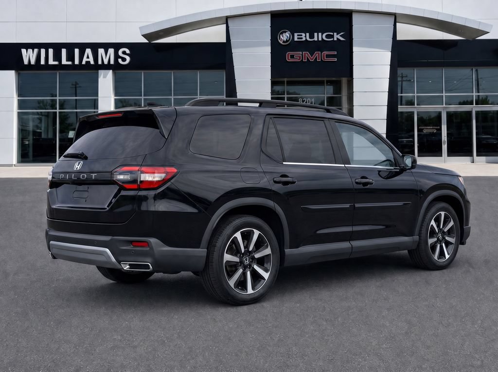 Used 2023 Honda Pilot Touring image 7