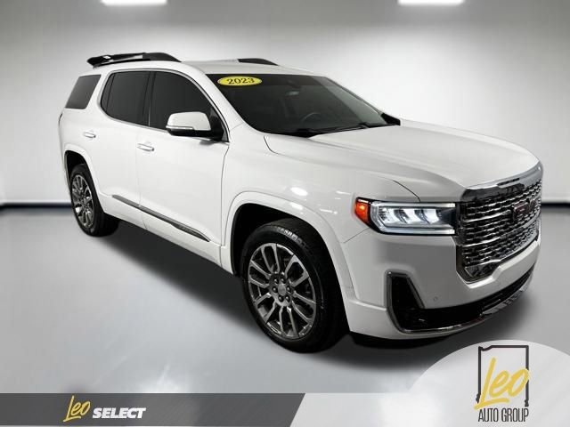 Used 2023 GMC Acadia Denali AWD/4WD image 4