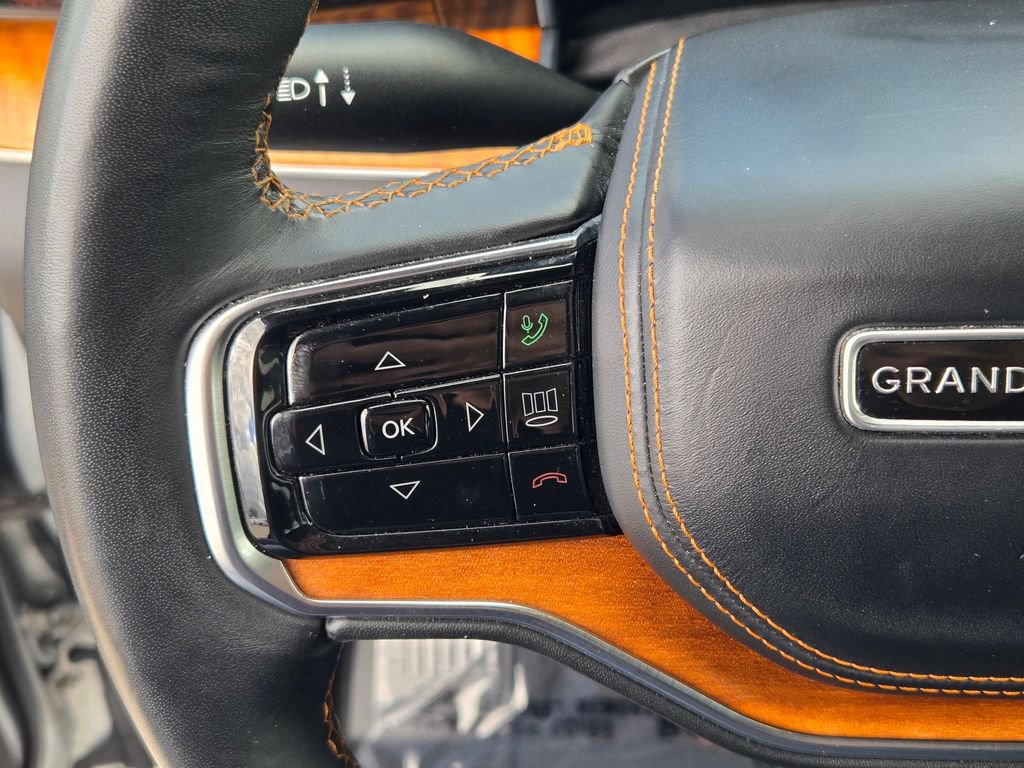 Used 2024 Jeep Grand Wagoneer L Series III AWD/4WD image 45