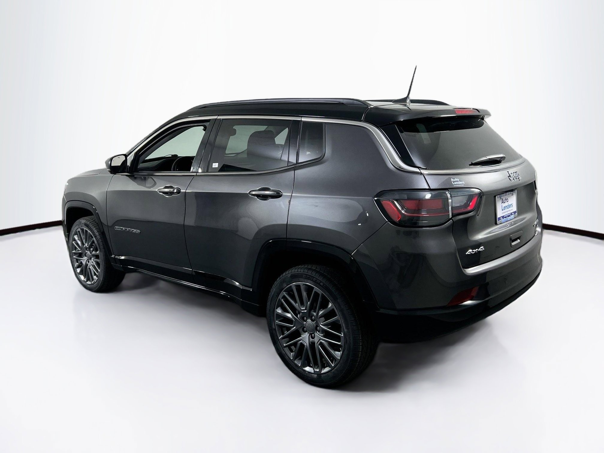 Used 2022 Jeep Compass Limited w/ Elite Group AWD/4WD image 7