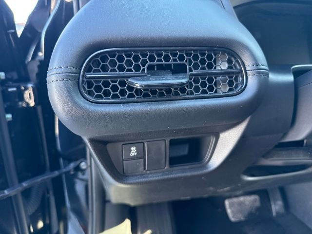 Certified 2023 Honda HR-V LX image 13