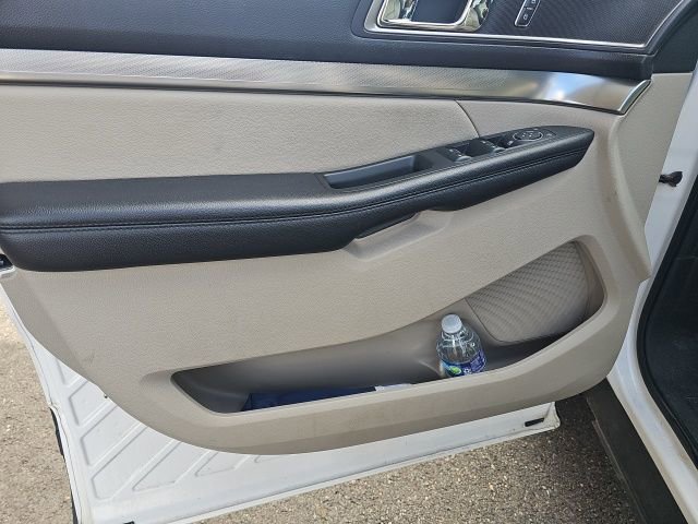 Used 2019 Ford Explorer XLT w/ Equipment Group 202A image 17