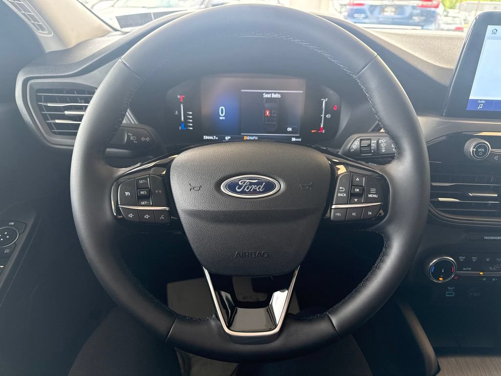 Certified 2023 Ford Escape Active AWD/4WD image 17