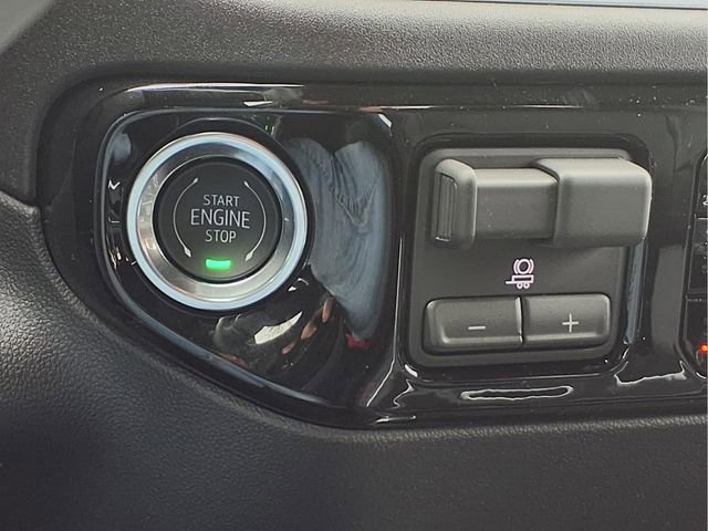 New 2026 GMC Sierra 2500 SLT image 10