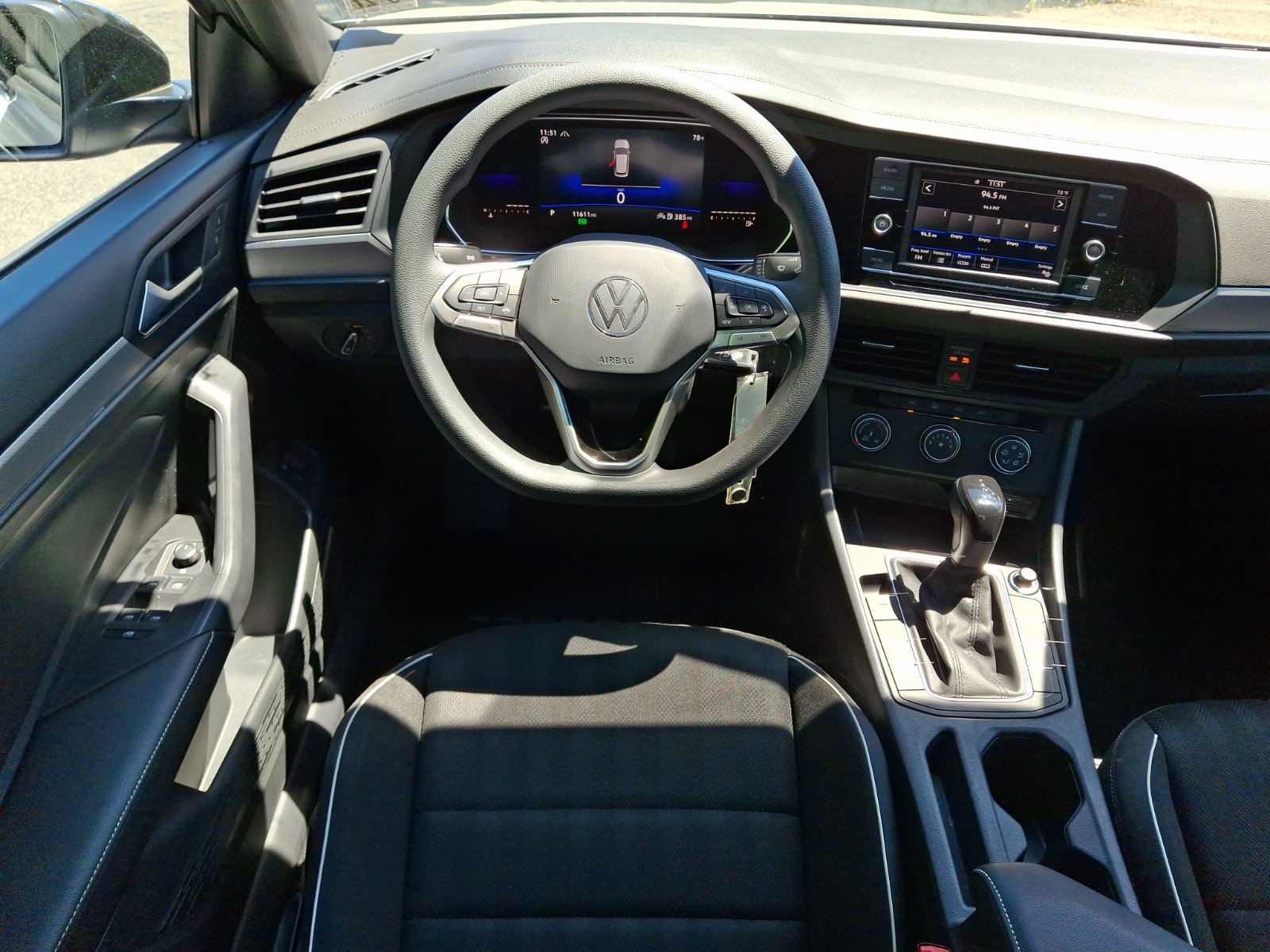 Certified 2022 Volkswagen Jetta Sport FWD image 12