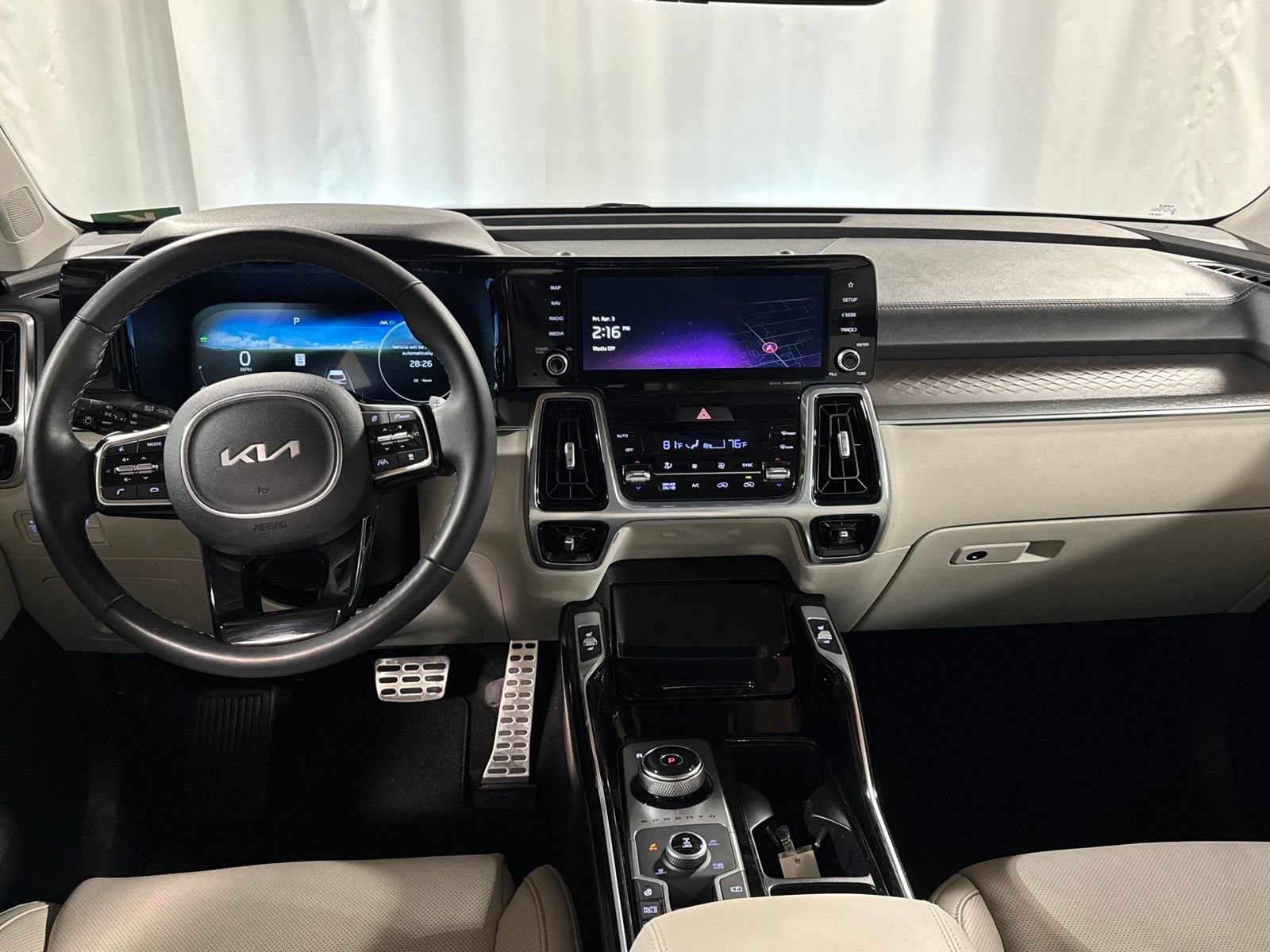 Certified 2023 Kia Sorento SX Prestige AWD/4WD image 4