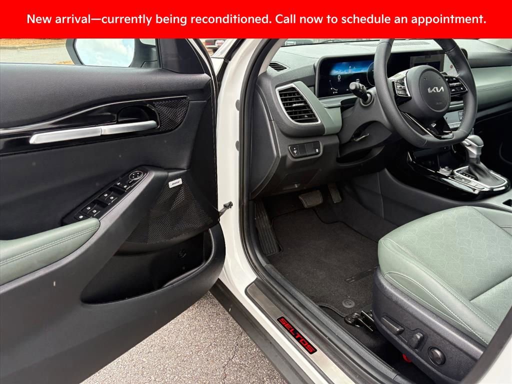 Certified 2024 Kia Seltos SX image 16