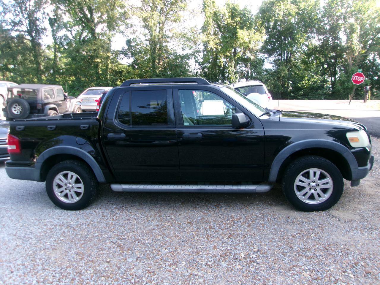 Used 2007 Ford Explorer Sport Trac XLT RWD image 8