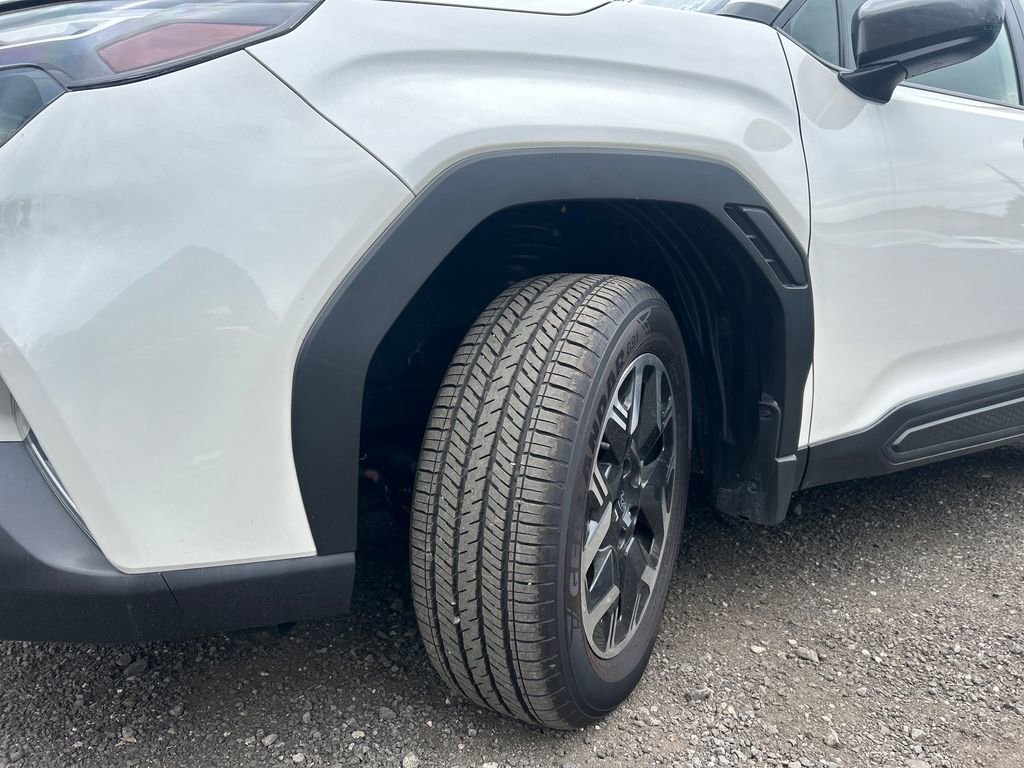 Certified 2025 Subaru Forester Premium AWD/4WD image 21