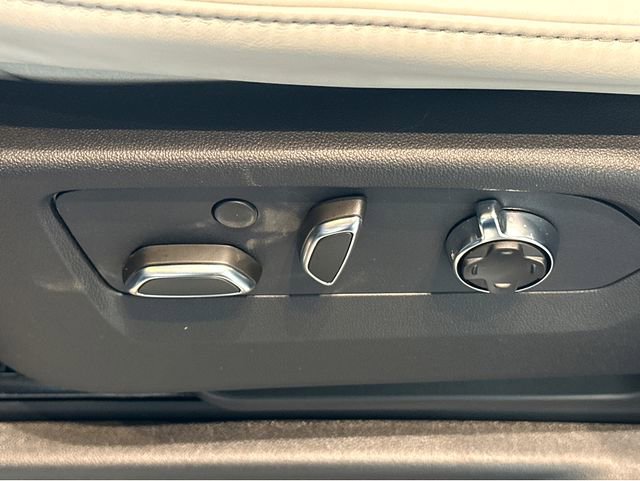 New 2026 Cadillac Escalade V image 33