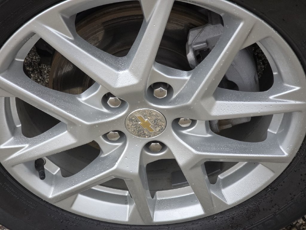 Certified 2024 Chevrolet Equinox LT FWD image 13