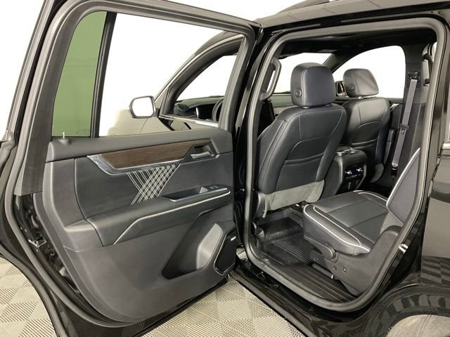 Used 2024 GMC Acadia Denali w/ LPO, Floor Liner Package image 34