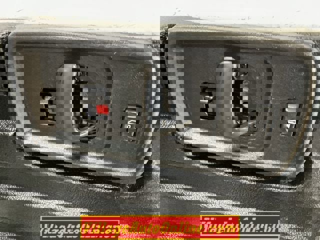 Used 2014 Chevrolet Express 2500 image 27