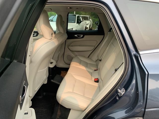 Used 2021 Volvo XC60 T8 Inscription Expression w/ Protection Package AWD/4WD image 14