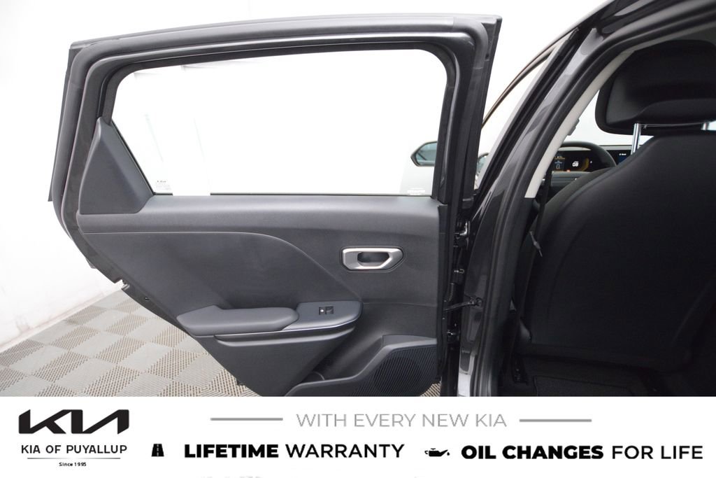 New 2026 Kia K4 LXS image 11